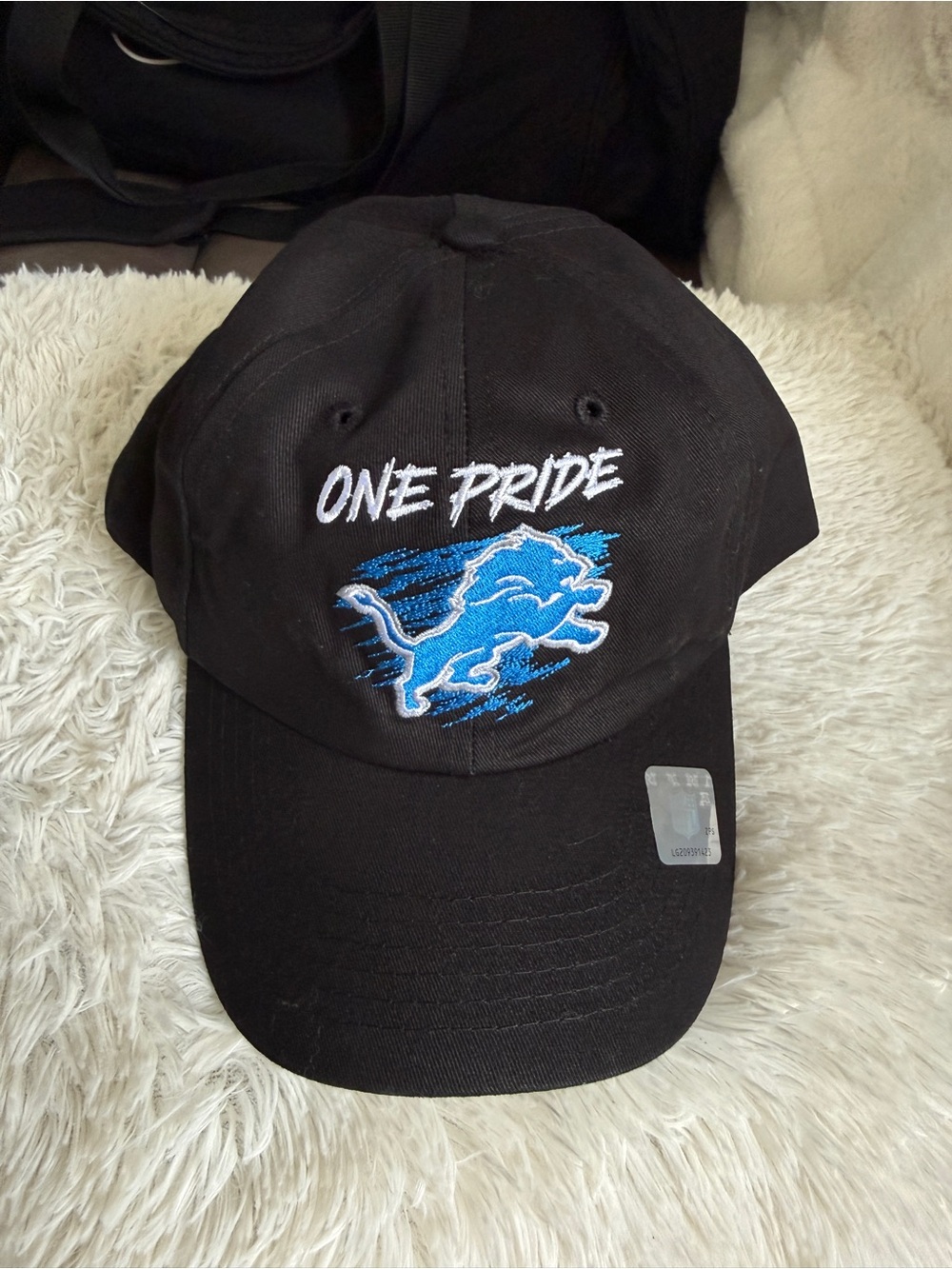 One Pride Black Men's Baseball Cap with Blue Lion Embroidery